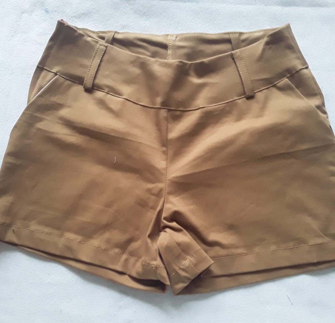 SHORT EN